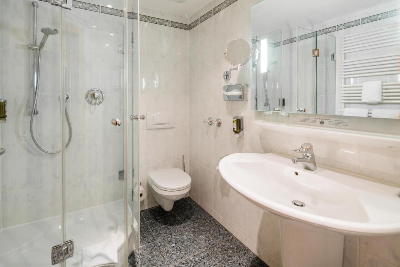 Asemann Hotel